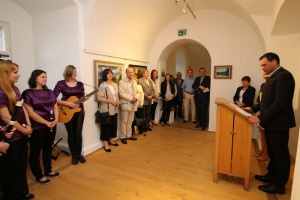Kunst- und Fotoausstellung in Schloss Wolfstein eröffnet