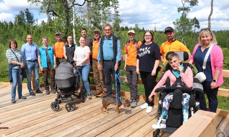 Daumen hoch für den Bohlensteg im Finsterauer Filz