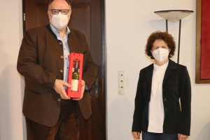 Stadt Passau verteilt Spenden des Vereins LichtBlick Seniorenhilfe e.V.