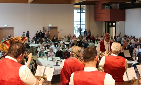 Fest der Blasmusik mit großartigen Kinderprogramm