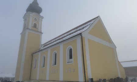 Bayerische Landesstiftung unterstützt Außenrenovierung der Pfarrkirche St. Stephanus in Lalling