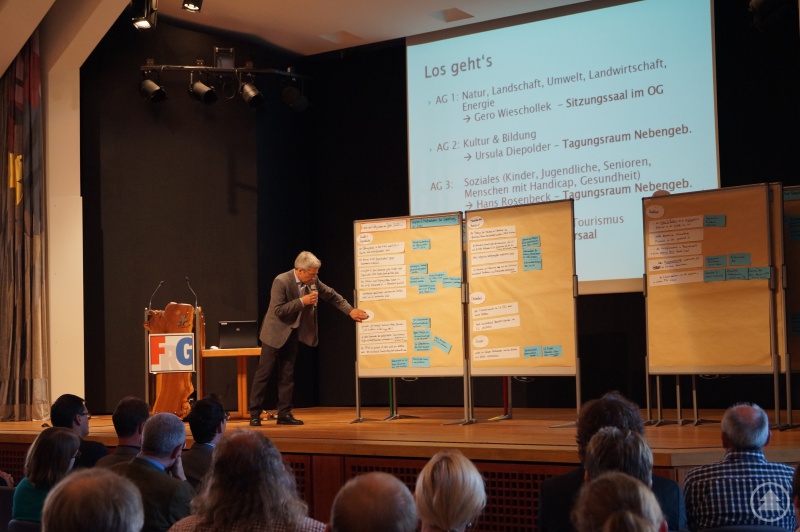 Bürgerinnen und Bürger gestalten ihre Heimat auf der LEADER-Regionalkonferenz 2014