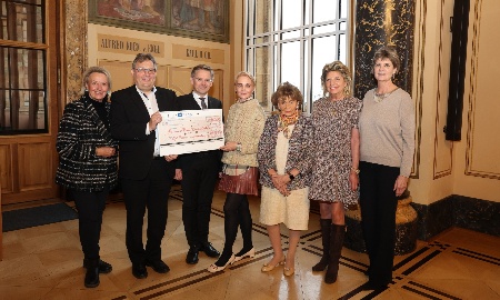 Mit 18.900 Euro wird die Tafel Passau unterstützt