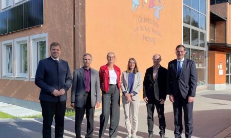 Zusätzlicher Ansprechpartner für Kinder und Eltern an der Grundschule Freyung