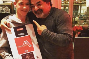 Karatelehrer Lukas Gruber erhält Auszeichnung für gesellschaftliches Engagement