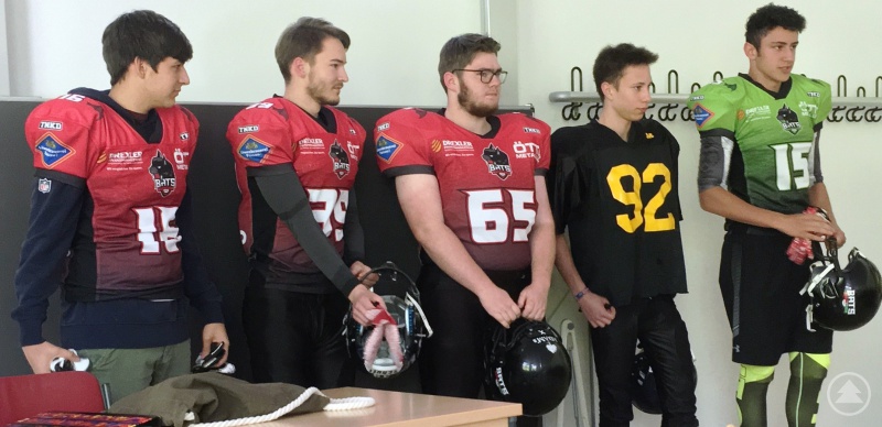 Die fünf Jugendspieler (v. l.): Johannes von Langsdorff, Stefan Kammerer, Quirin Sellmayer, Noah Poitner und Tim Gaisbauer.