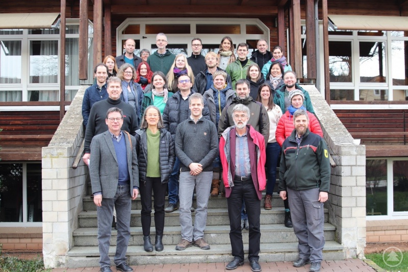 Zum zweiten Workshop des Forschungsprojekts trafen sich Nationalparkvertreter und Forscher aus vier Ländern in der Holzfachschule in Bad Wildungen im Nationalpark Kellerwald-Edersee.