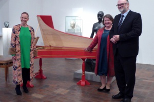 Cembalo für Städtische Musikschule zum Jubiläum