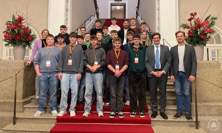 Abenteuer zwischen Politik und Puck