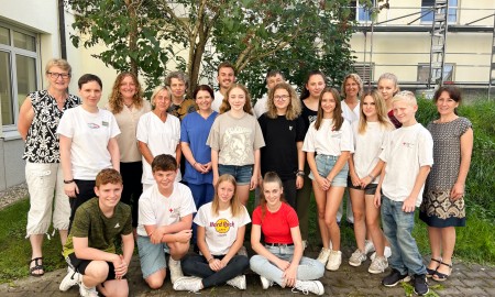 Schulsanitäter zu Besuch am Krankenhaus Grafenau