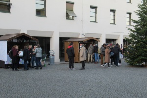 Charity-Weihnachtsmarkt an der Universität Passau