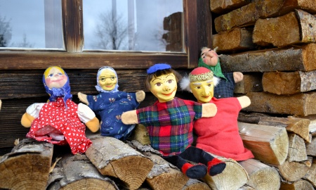 Von der Osterbastelei zu Tri Ta Trullala – Puppentheater selber machen