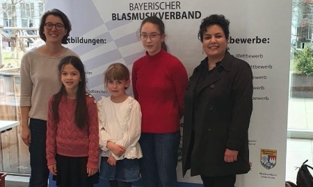 Großer Erfolg beim „Concertino“-Landesentscheid: Flötistinnen der Städtischen Musikschule Passau glänzen in Nürnberg