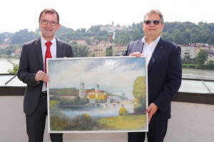 Caritas verabschiedet Direktor Michael Endres  Vorstand Diakon Niederländer sagt Danke für den großen persönlichen Einsatz