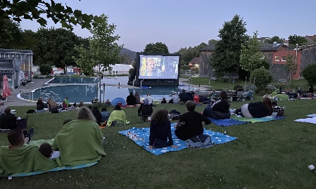 Open Air Kino-Sommernachtstraum im Erlebnisbad Schönberg