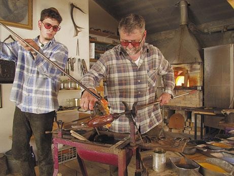 Flyer/Grafik zum Event: Erlebnis Glasmacherkunst bei Glasscherben Köck am Do., 04.01.2024 - Fr., 29.11.2024