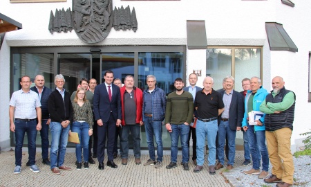 Gewässerschutz als wichtiges Thema beim Fachgespräch Fischerei am Landratsamt Freyung-Grafenau