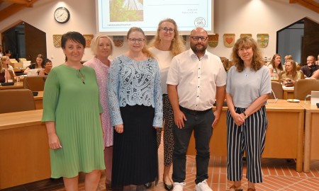 Kita trifft Grundschule: Fachkräfte fordern bessere Abstimmung bei Sprachförderung