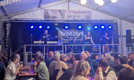 Prost! Weissbräu feiert 140 Jahre BayerWeizen mit dreimal guter Feier