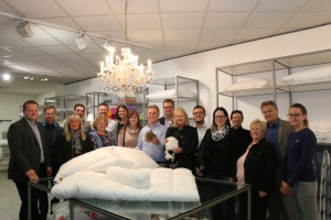 Die Wirtschaftsjunioren zu Besuch beim Bettenhaus Mühldorfer