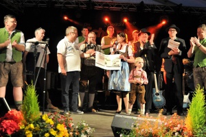 Schmalzler animieren Fans zu spenden