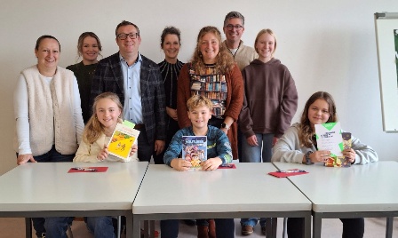 „Bücher sind fliegende Teppiche ins Reich der Fantasie – wenn man nicht darauf einschläft“