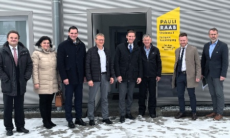 Regierungspräsident beeindruckt von unternehmerischen Erfolgsgeschichten