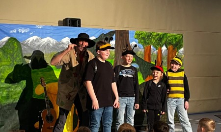 Mitmach Musiktheater begeistert Kinder in Spiegelau