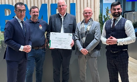 Geld vom Bund für Rettungshundestaffel Zwiesel