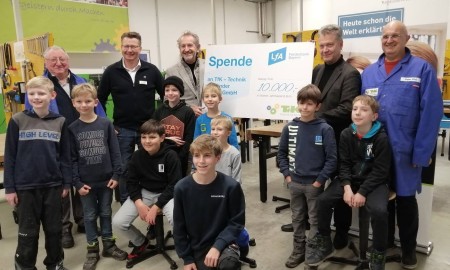 LfA-Weihnachtsspende unterst&uuml;tzt TfK-Technikhaus Straubing mit 10.000 Euro
