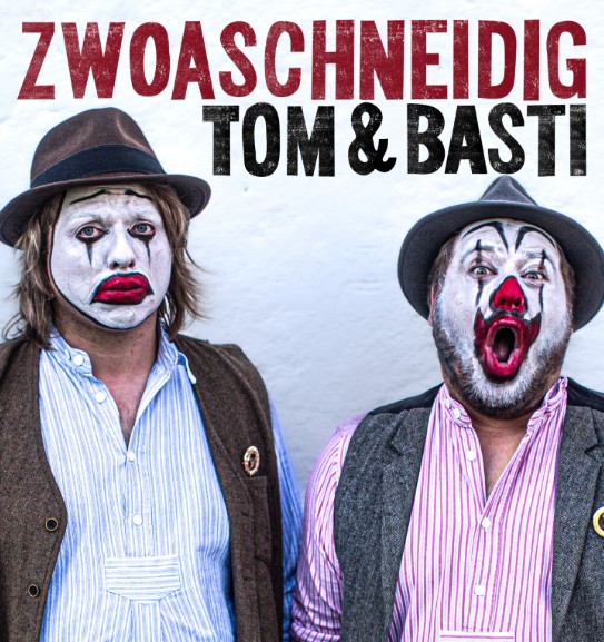 Flyer/Grafik zum Event: Tom & Basti – Zwoaschneidig am Sa., 09.05.2026 ab 18:30 Uhr