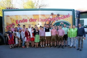 Die Maibaum-Stehlgemeinschaft Eppenschlag sicherte sich den Gewinn!