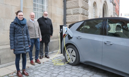 Stadt Passau nimmt weitere Stromtankstelle in Betrieb