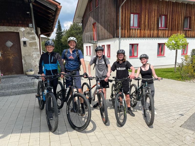 Mit eigener Kraft und ohne Elektromotor ging’s bergauf und bergab.