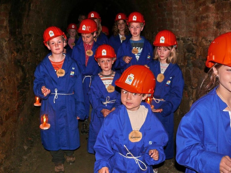 Flyer/Grafik zum Event: Höhlenkinder am Mi., 02.07.2025 - Mi., 10.09.2025