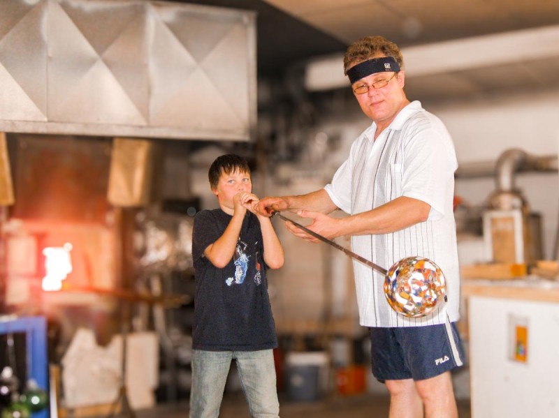 Flyer/Grafik zum Event: Glaskugel blasen am Do., 23.10.2025 - Di., 23.12.2025