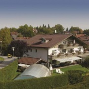 Pension****König Gästezimmer Ferienwohnung am Fuße des Geiß