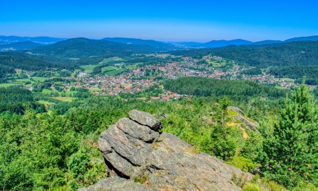 Ferienhaus bauen im Bayerischen Wald: Tipps zur Baufinanzierung!
