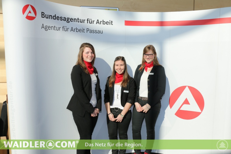 00005614O8449_ausbildungsmesse-in-passau-tag-2_lo.jpg