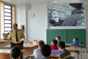 „Ist Schubsen schon Gewalt?“