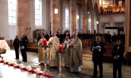 Jahresschlussgottesdienst des Polizeipräsidiums Niederbayern im „Bayerwald-Dom“