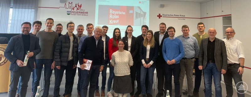 Eine große Anzahl von JU-Mitgliedern aus den Kreisverbänden Berchtesgadener Land, Cham und Freyung-Grafenau und Cham informierten sich im grenzüberschreitenden Rettungszentrum Furth im Wald.