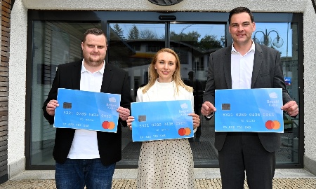 Bezahlkarte für Asylbewerber künftig auch im Landkreis im Einsatz