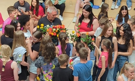 Grafenauer Realschulfamilie feiert den „wichtigsten“ Mann