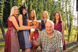 Wahl und Inthronisation der ersten Weizenprinzessin auf der Hauzenberger Dult 2018