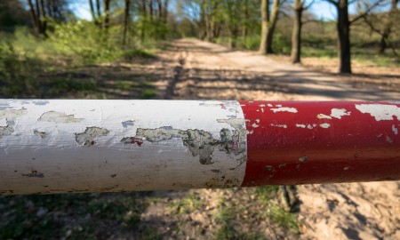 Landratsamt lädt zu Filmabend mit Zeitzeugengespräch zum Eisernen Vorhang ein