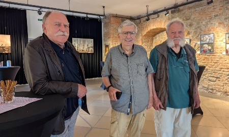 EMOTIONEN im Kapuzinerstadl: Kunst, die unter die Haut geht