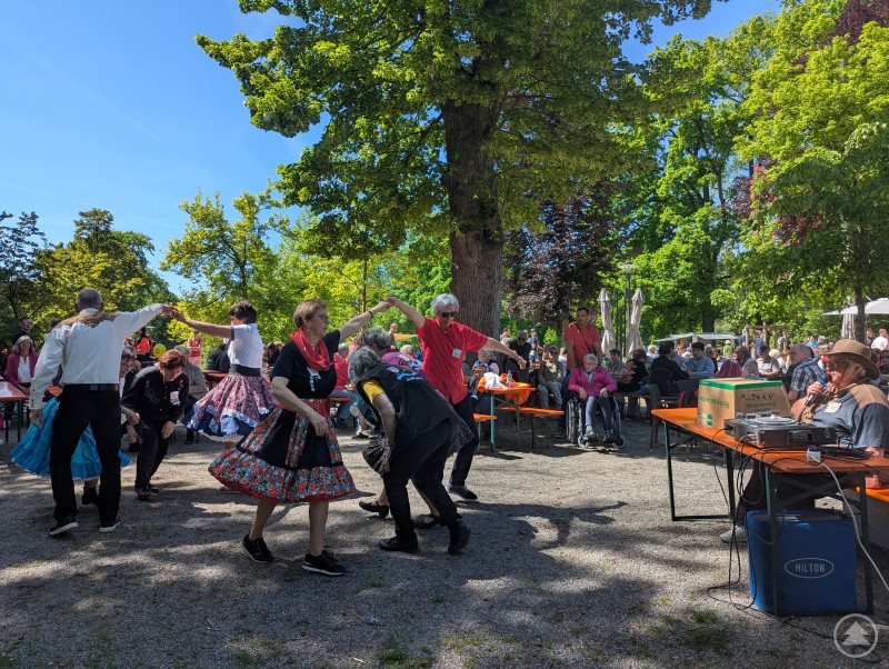 Auch die Tänzer und Tänzerinnen von Danube Waves sorgten mit ihrem Können für eine tolle Stimmung Linedancer Danube Waves Deggendorf