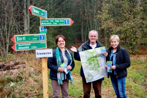 Neue Wanderwegemarkierungen für Achslach