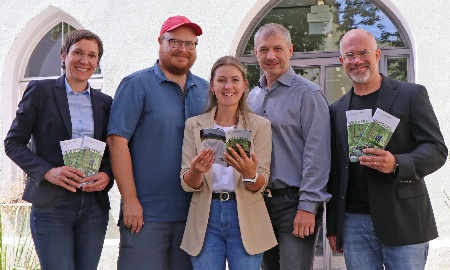 Geballte Wander-Tipps: Neue Broschüre für die Nationalparkregion